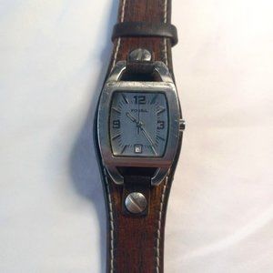 FOSSIL Watch w/ 8" Brown leather strap.